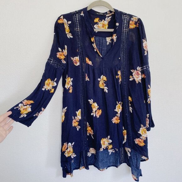 Blu Pepper Floral Navy Boho Blouse Medium - Picture 1 of 3